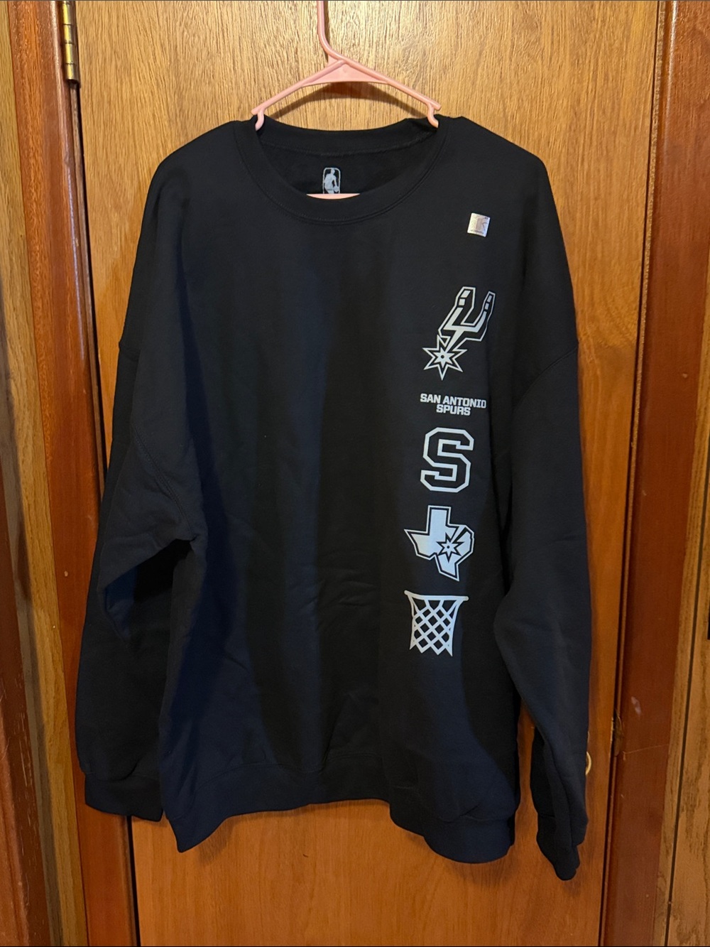 San Antonio Spurs sweatshirt